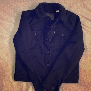 LEVI STRAUSS & CO Sherpa Trucker Jacket 🖤